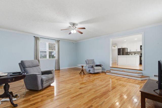 1790 Fogg Pike, Mt Sterling, KY 40353