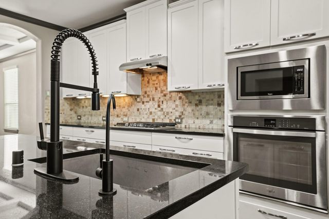 14105 N Lake Branch Lane, Houston, TX 77044