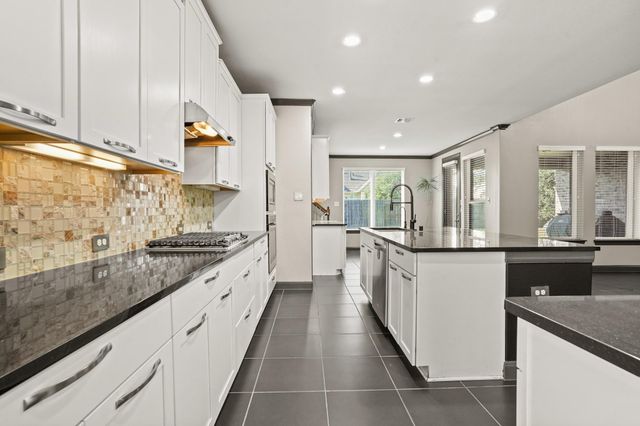 14105 N Lake Branch Lane, Houston, TX 77044