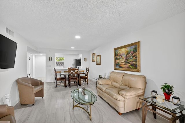 2615 NE 3rd Court 1060, Boynton Beach, FL 33435