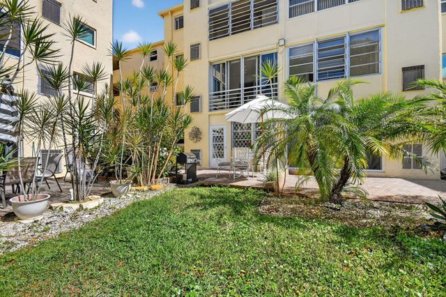 2615 NE 3rd Court 1060, Boynton Beach, FL 33435