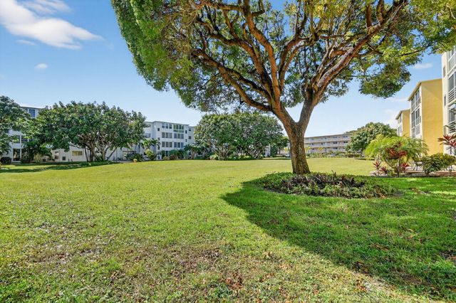2615 NE 3rd Court 1060, Boynton Beach, FL 33435