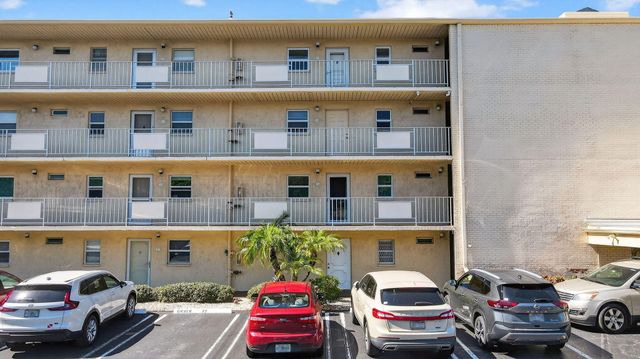 2615 NE 3rd Court 1060, Boynton Beach, FL 33435