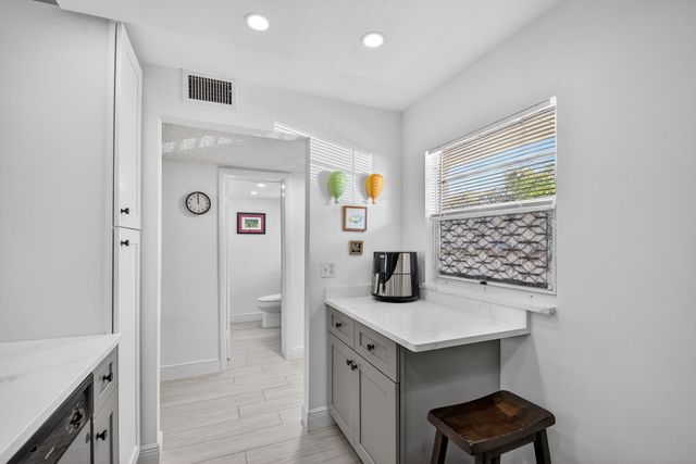 2615 NE 3rd Court 1060, Boynton Beach, FL 33435