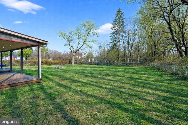 1 WILLOW ST, Lumberton, NJ 08048