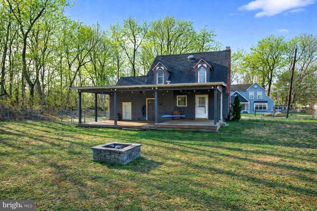 1 WILLOW ST, Lumberton, NJ 08048