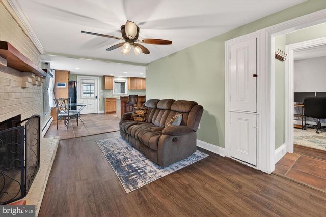 1 WILLOW ST, Lumberton, NJ 08048