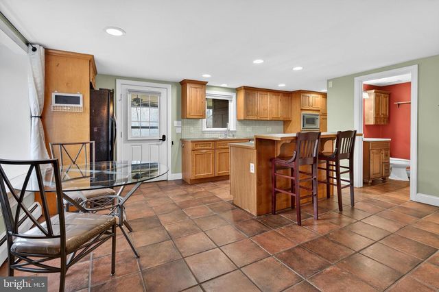 1 WILLOW ST, Lumberton, NJ 08048