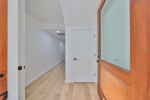 1801 N MORGAN STREET 5, Tampa, FL 33602