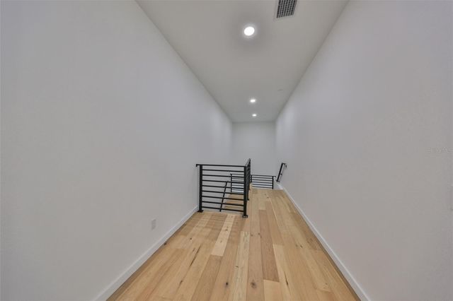 1801 N MORGAN STREET 5, Tampa, FL 33602
