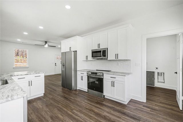 152 Quail Hollow Circle, Westminster, SC 29693