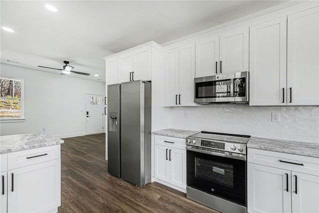 152 Quail Hollow Circle, Westminster, SC 29693