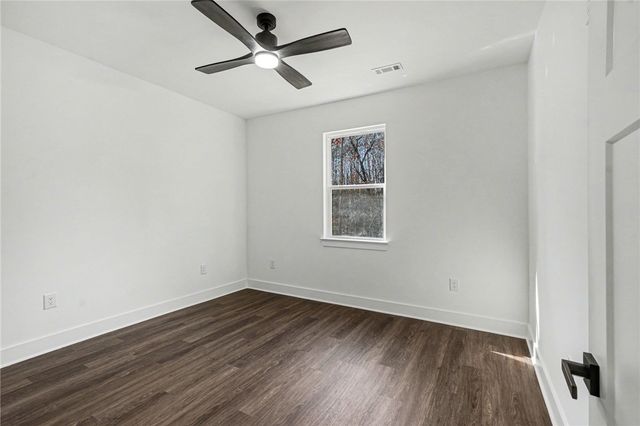 152 Quail Hollow Circle, Westminster, SC 29693