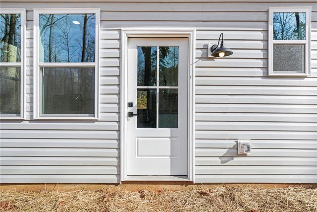 152 Quail Hollow Circle, Westminster, SC 29693