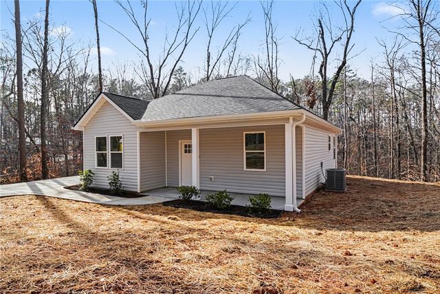 152 Quail Hollow Circle, Westminster, SC 29693