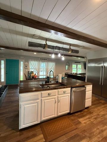 811 1st Avenue E, Ada, MN 56510