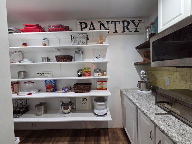 811 1st Avenue E, Ada, MN 56510