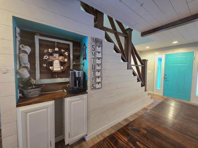 811 1st Avenue E, Ada, MN 56510