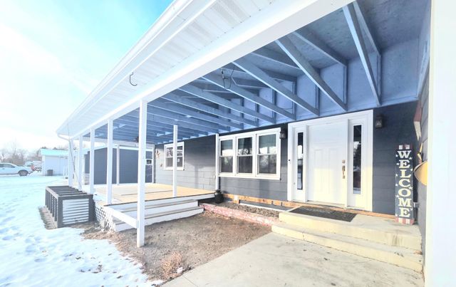 811 1st Avenue E, Ada, MN 56510