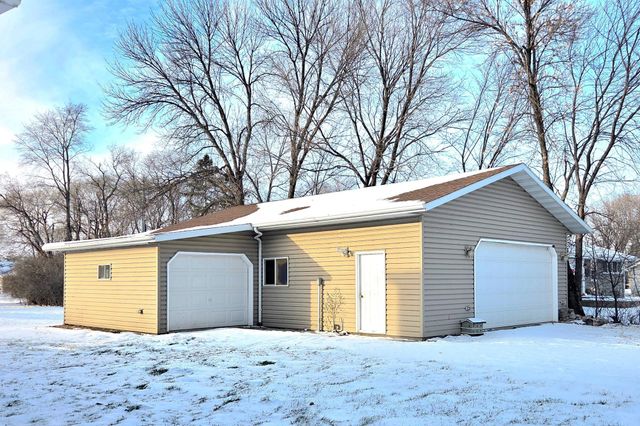 811 1st Avenue E, Ada, MN 56510