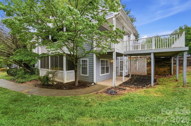 6043 Green Forest Drive, Charlotte, NC 28212