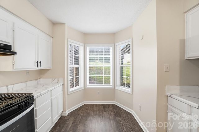 6043 Green Forest Drive, Charlotte, NC 28212