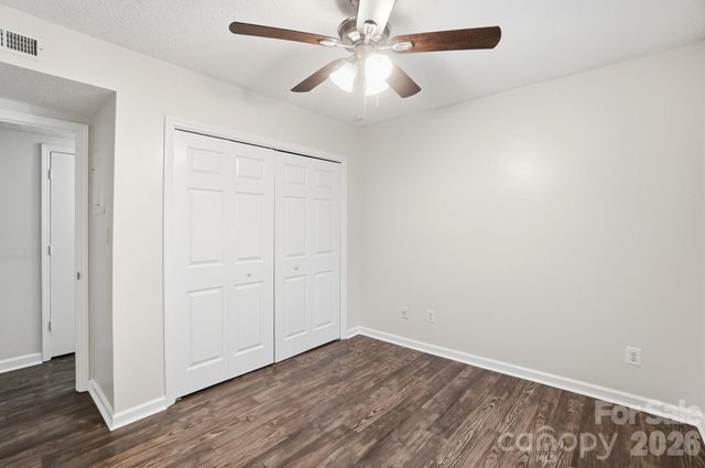6043 Green Forest Drive, Charlotte, NC 28212