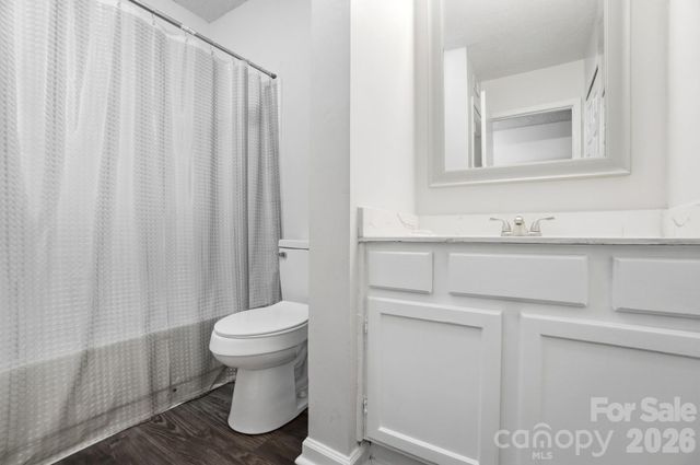 6043 Green Forest Drive, Charlotte, NC 28212