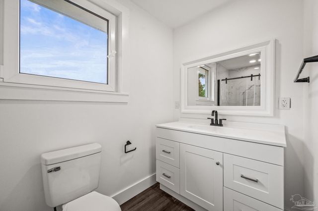 4732 Pine Ln, Pace, FL 32571