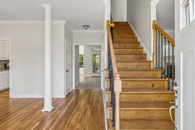 1404 Brook Dr, Columbia, TN 38401