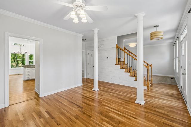 1404 Brook Dr, Columbia, TN 38401