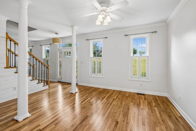 1404 Brook Dr, Columbia, TN 38401
