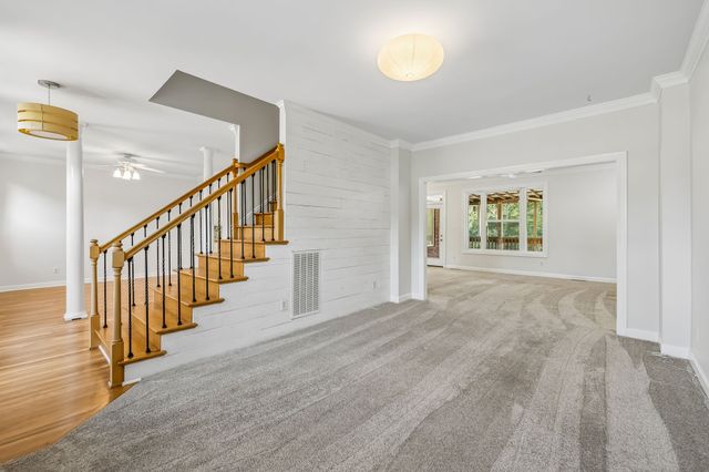 1404 Brook Dr, Columbia, TN 38401