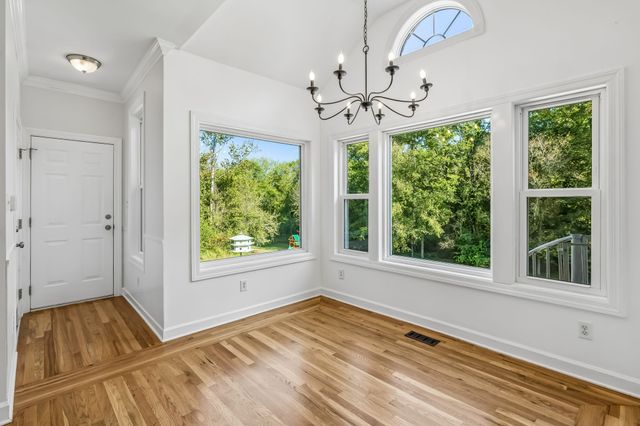 1404 Brook Dr, Columbia, TN 38401