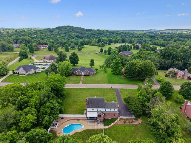 1404 Brook Dr, Columbia, TN 38401