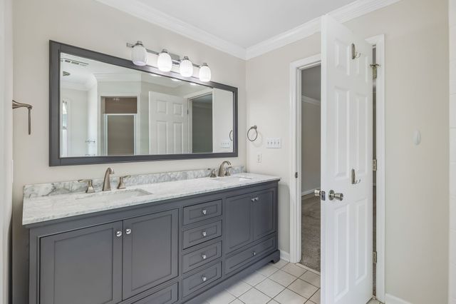 1404 Brook Dr, Columbia, TN 38401