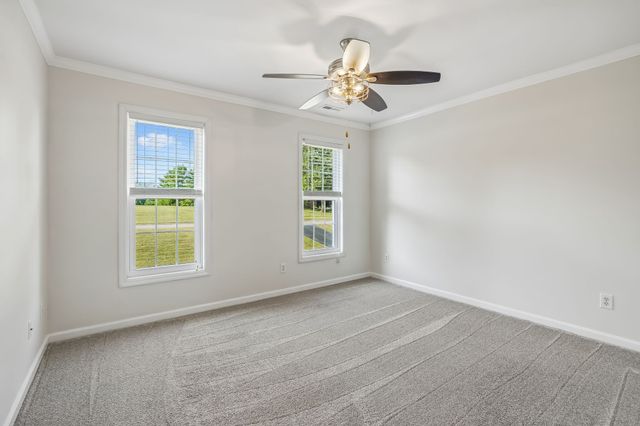 1404 Brook Dr, Columbia, TN 38401