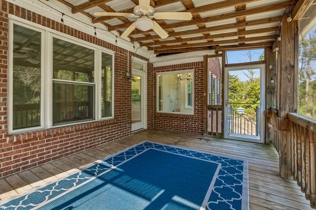 1404 Brook Dr, Columbia, TN 38401