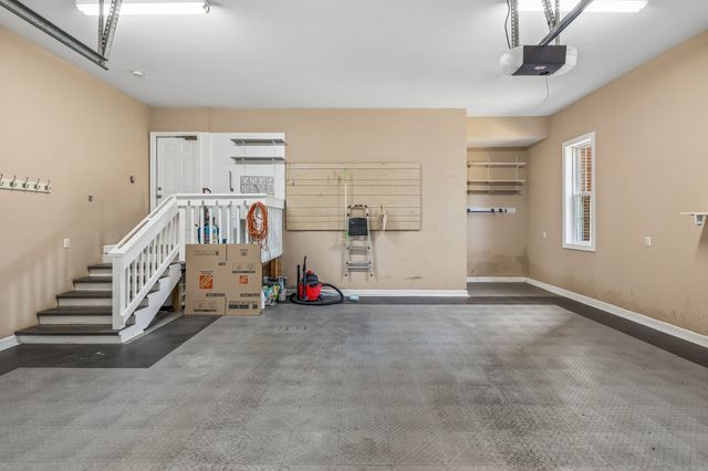 1404 Brook Dr, Columbia, TN 38401