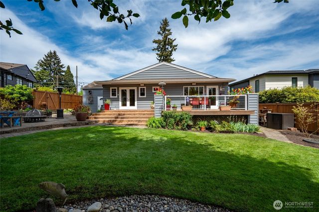 4061 W Ruffner Street, Seattle, WA 98199