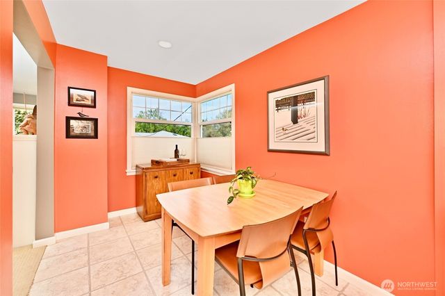 4061 W Ruffner Street, Seattle, WA 98199
