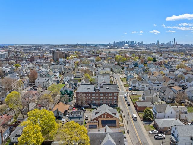 68 Linden St 34, Everett, MA 02149