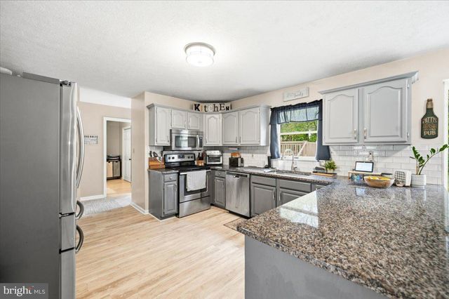 426 APPIAN WAY, Martinsburg, WV 25403