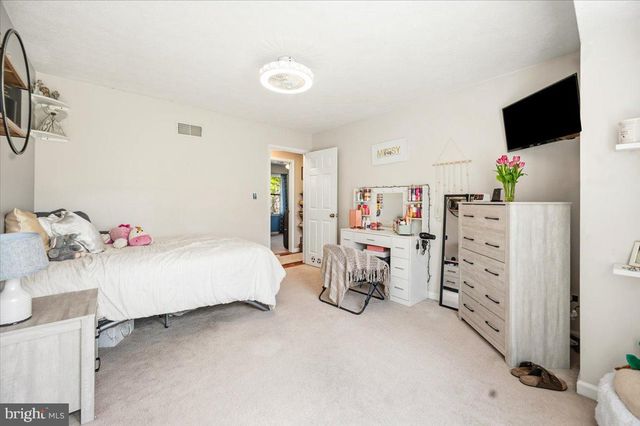 426 APPIAN WAY, Martinsburg, WV 25403