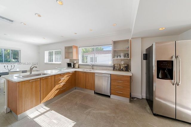 1230 96th St, Bay Harbor Islands, FL 33154