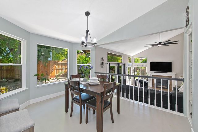 109 Crossing Way, Folsom, CA 95630
