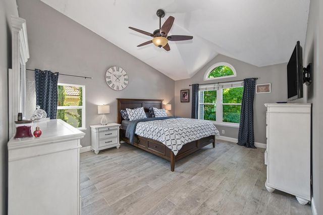 109 Crossing Way, Folsom, CA 95630