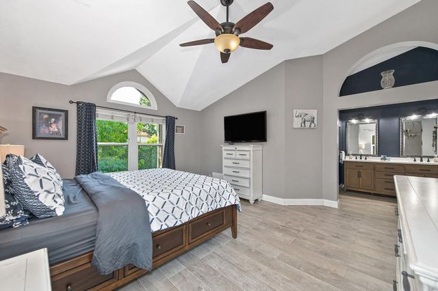 109 Crossing Way, Folsom, CA 95630