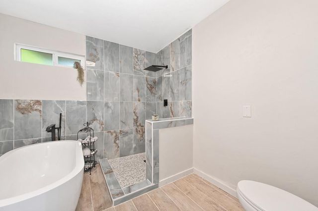 109 Crossing Way, Folsom, CA 95630