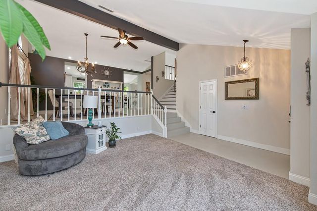 109 Crossing Way, Folsom, CA 95630